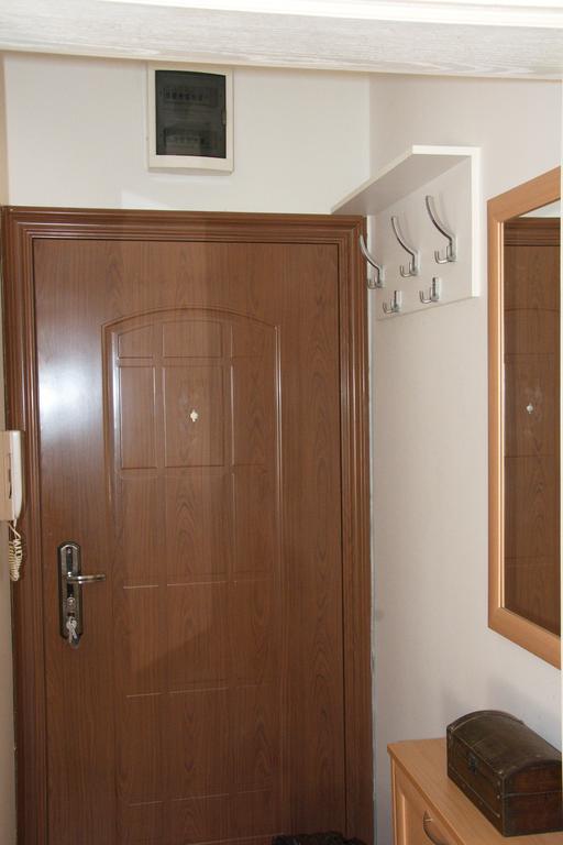 Studio Apartment In Novi Sad Center מראה חיצוני תמונה